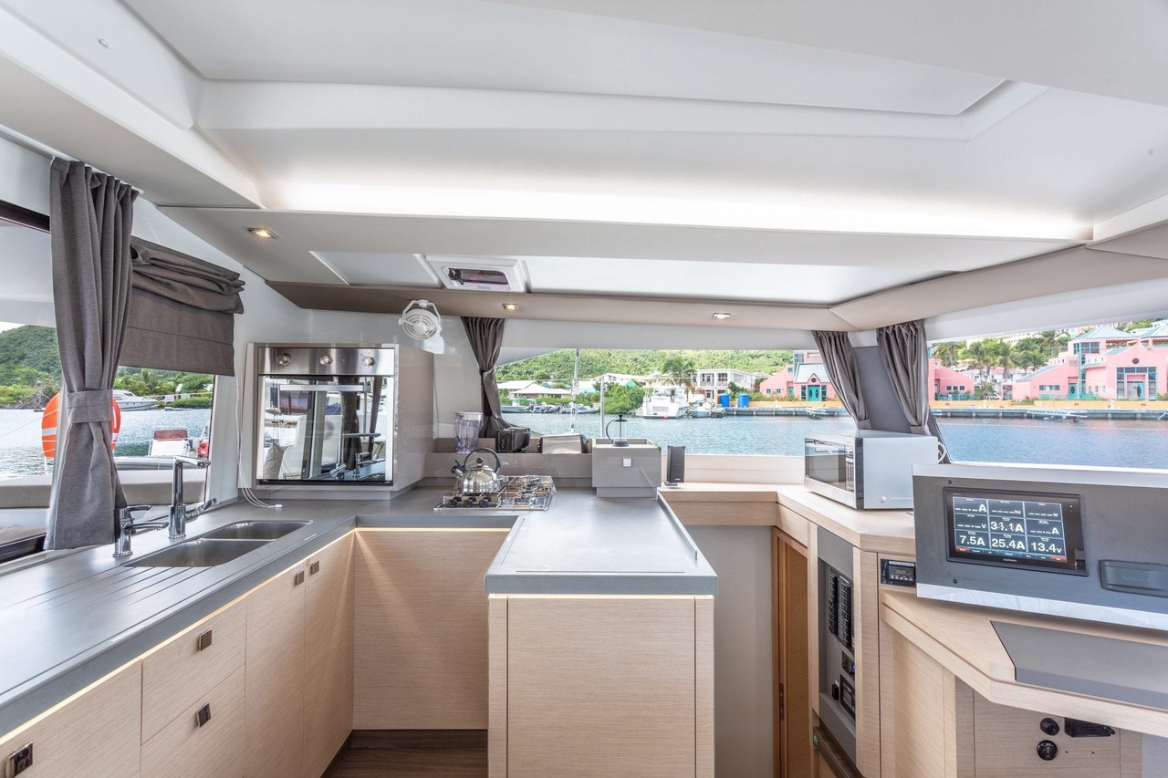 Photo #17 - Fountaine Pajot Astrea 42 (Brown Eyed Girl) in Nanny Cay - 42798