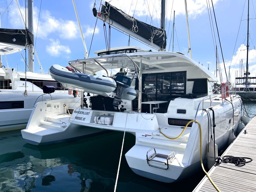 Photo #3 - Lagoon 42 OW - 3 + 1 cab. (Wanderlust) in Nanny Cay - 42799