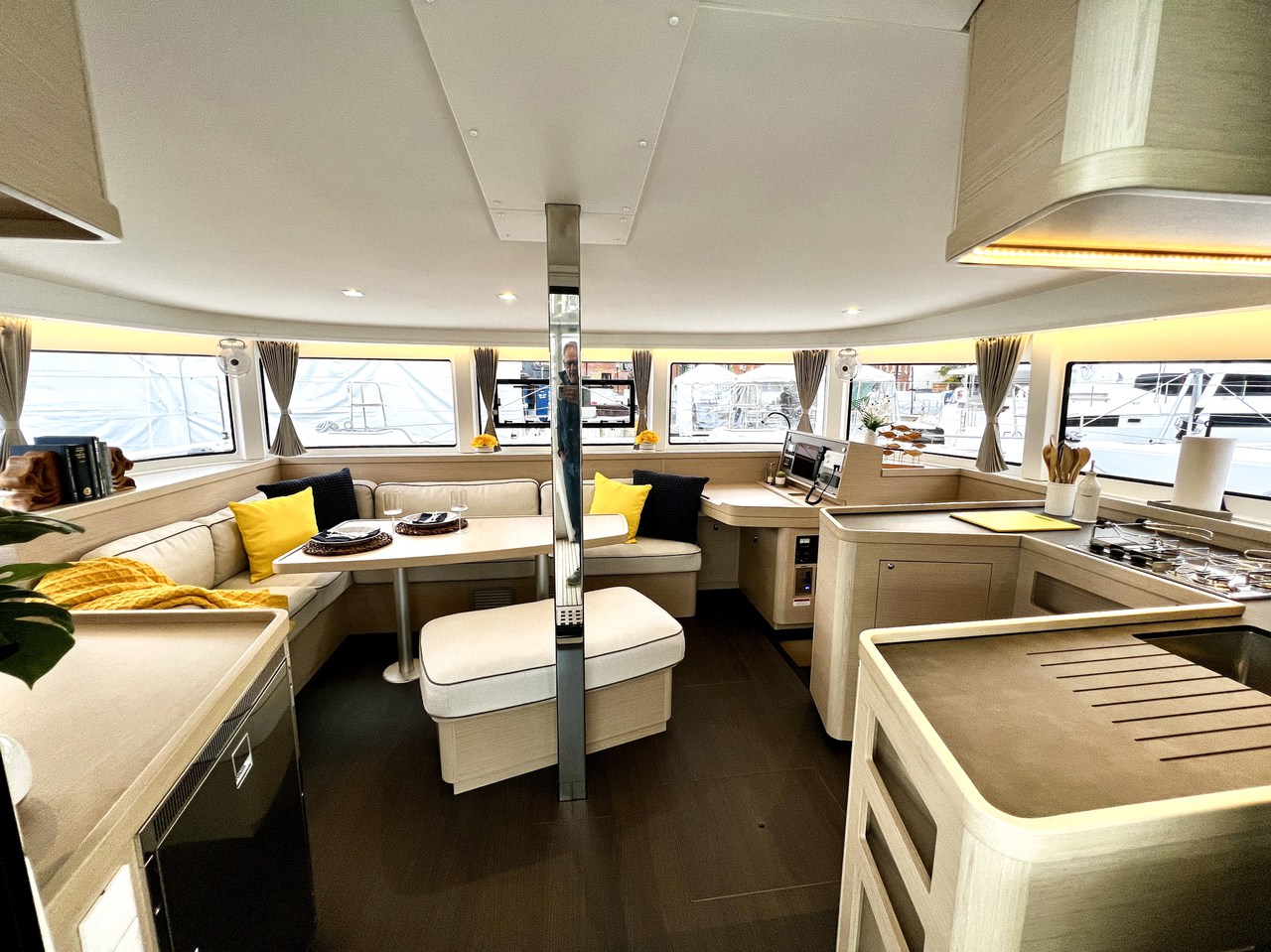 Photo #12 - Lagoon 42 OW (Casbah III) in Nanny Cay - 42801