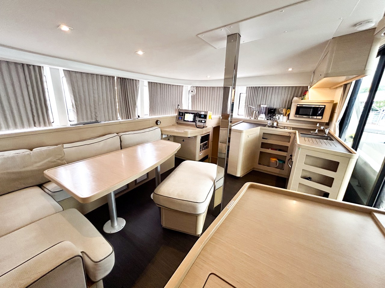 Photo #17 - Lagoon 42 OW (Casbah III) in Nanny Cay - 42801