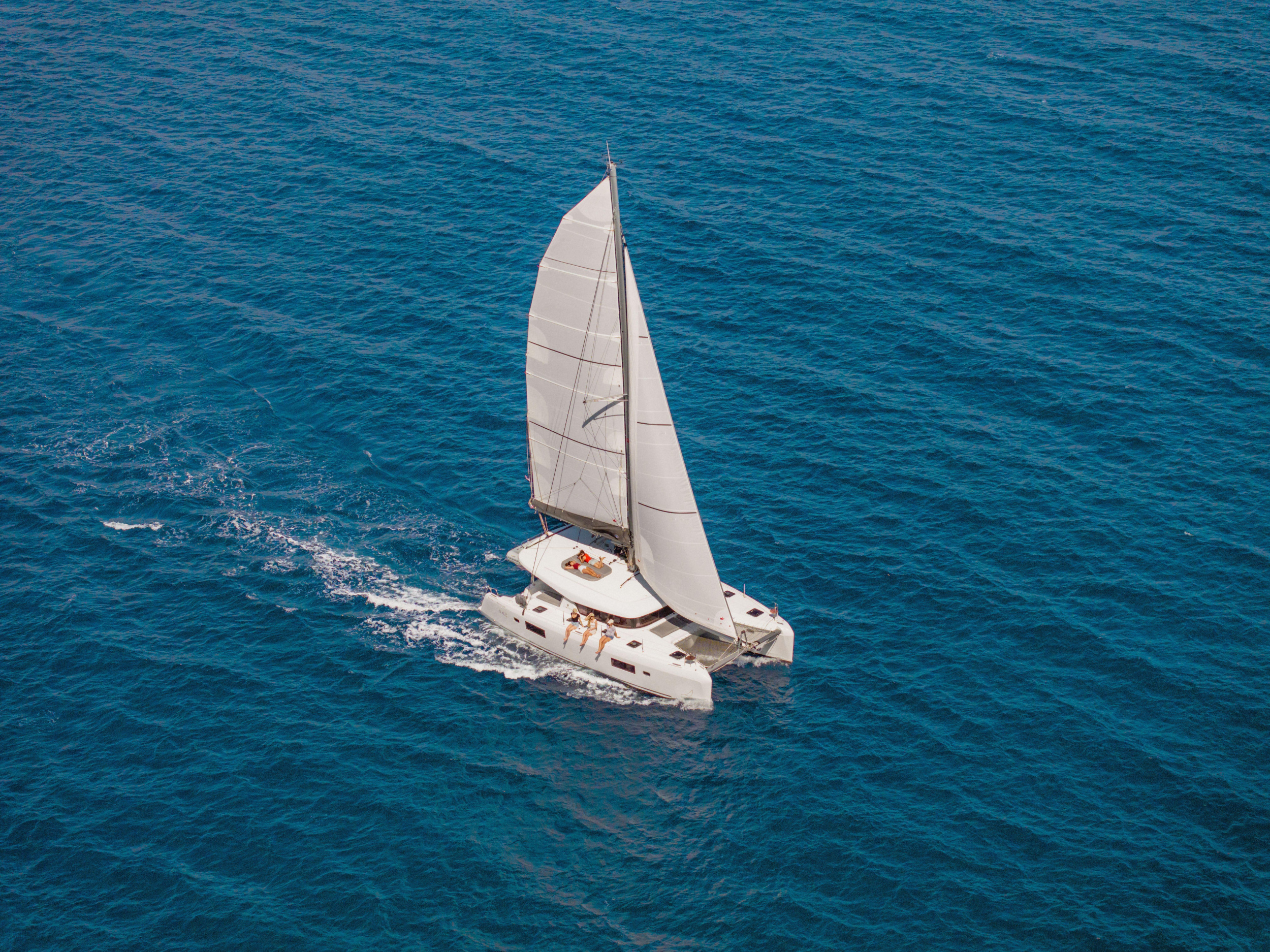 Photo #4 - Lagoon 42 - 4 + 1 cab. (Island Riff) in Nanny Cay - 42802