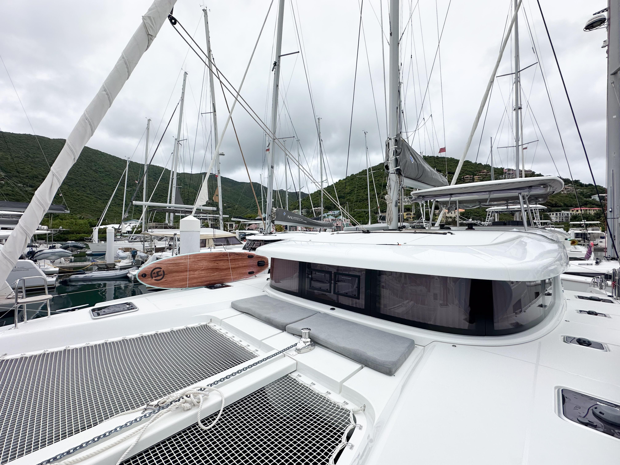 Photo #8 - Lagoon 42 - 4 + 1 cab. (Island Riff) in Nanny Cay - 42802