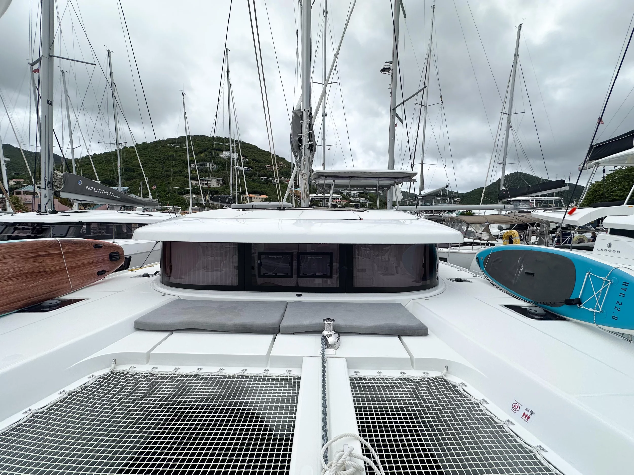 Lagoon 42 - 4 + 1 cab. (Island Riff)  - 8