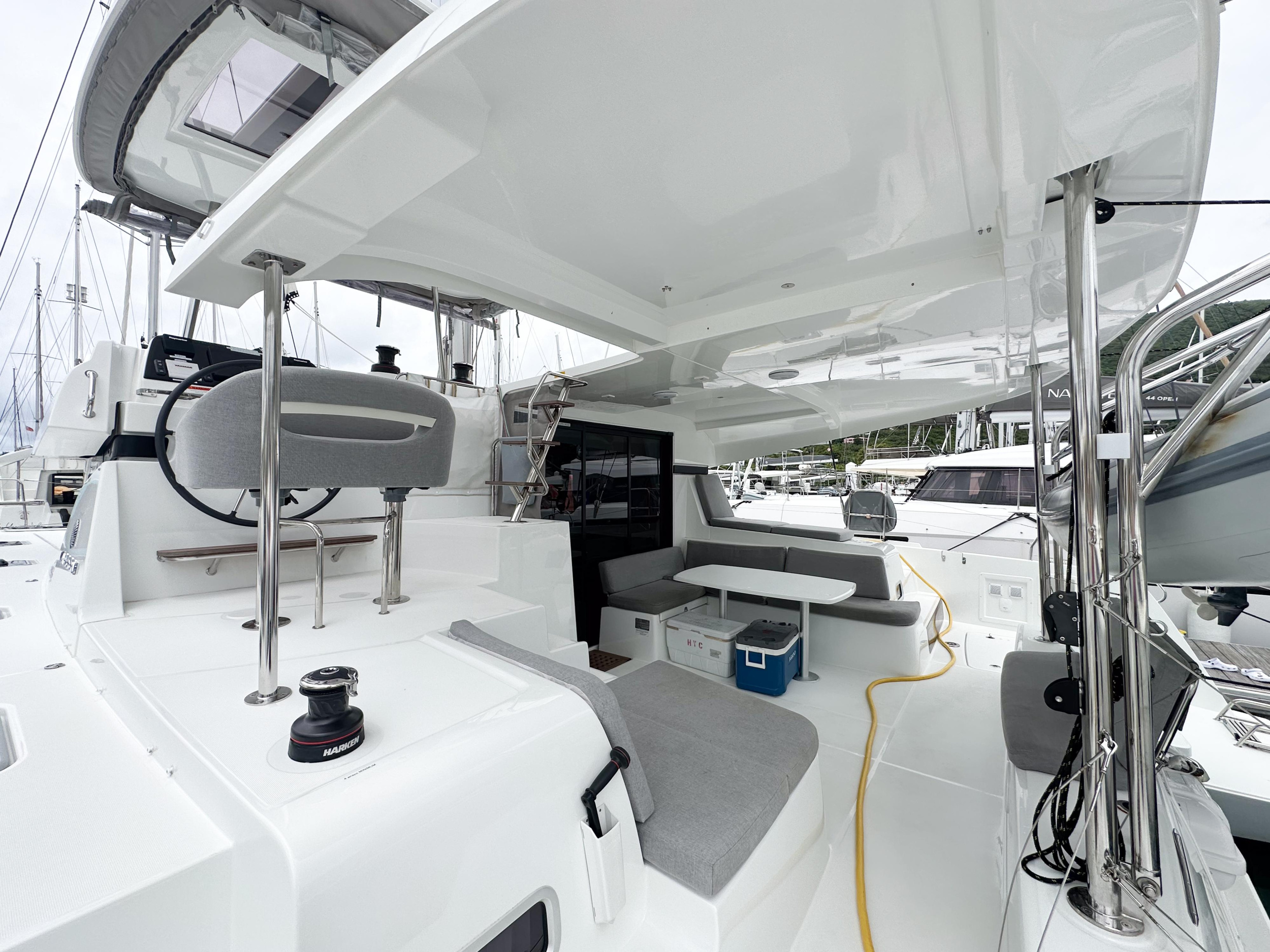 Photo #15 - Lagoon 42 - 4 + 1 cab. (Island Riff) in Nanny Cay - 42802