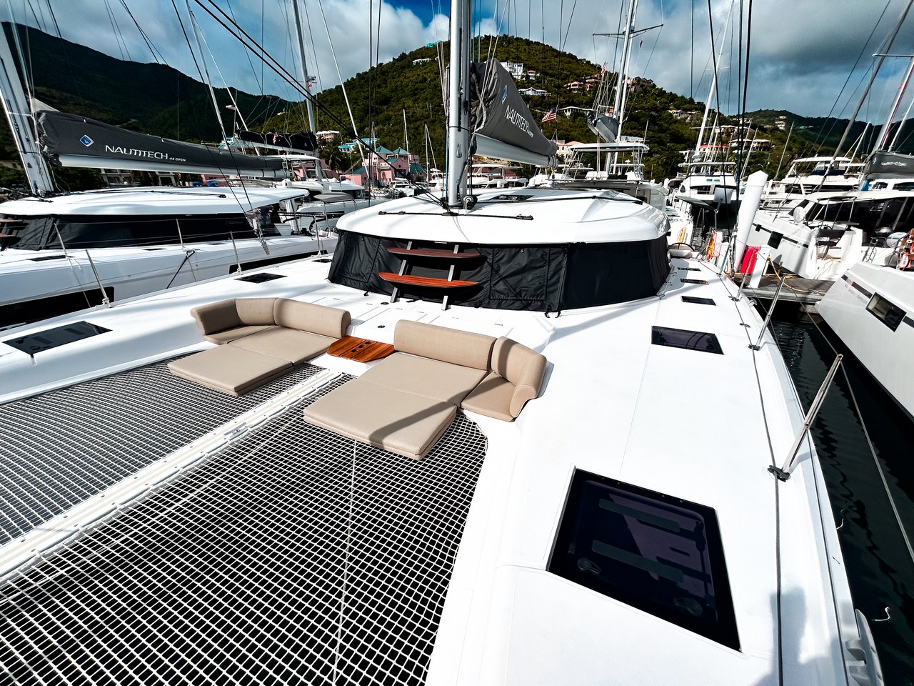 Photo #14 - Nautitech 44 (Duality II) en Nanny Cay - 42803