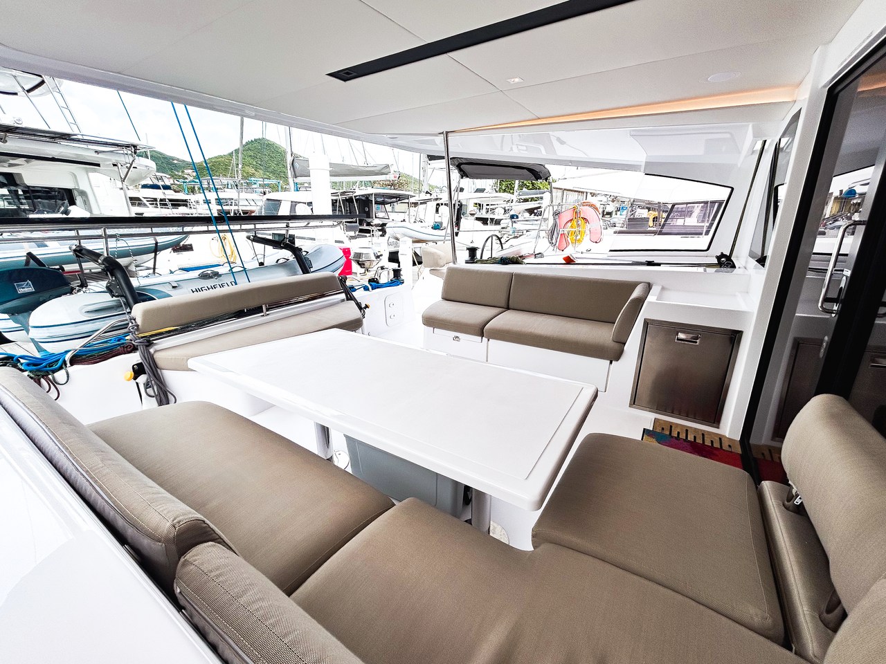 Photo #20 - Nautitech 44 (Duality II) en Nanny Cay - 42803