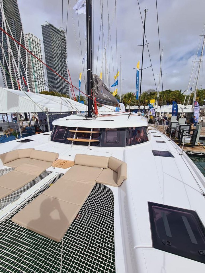 Photo #5 - Nautitech 44 Open (Sempre Verde) in Nanny Cay - 42804