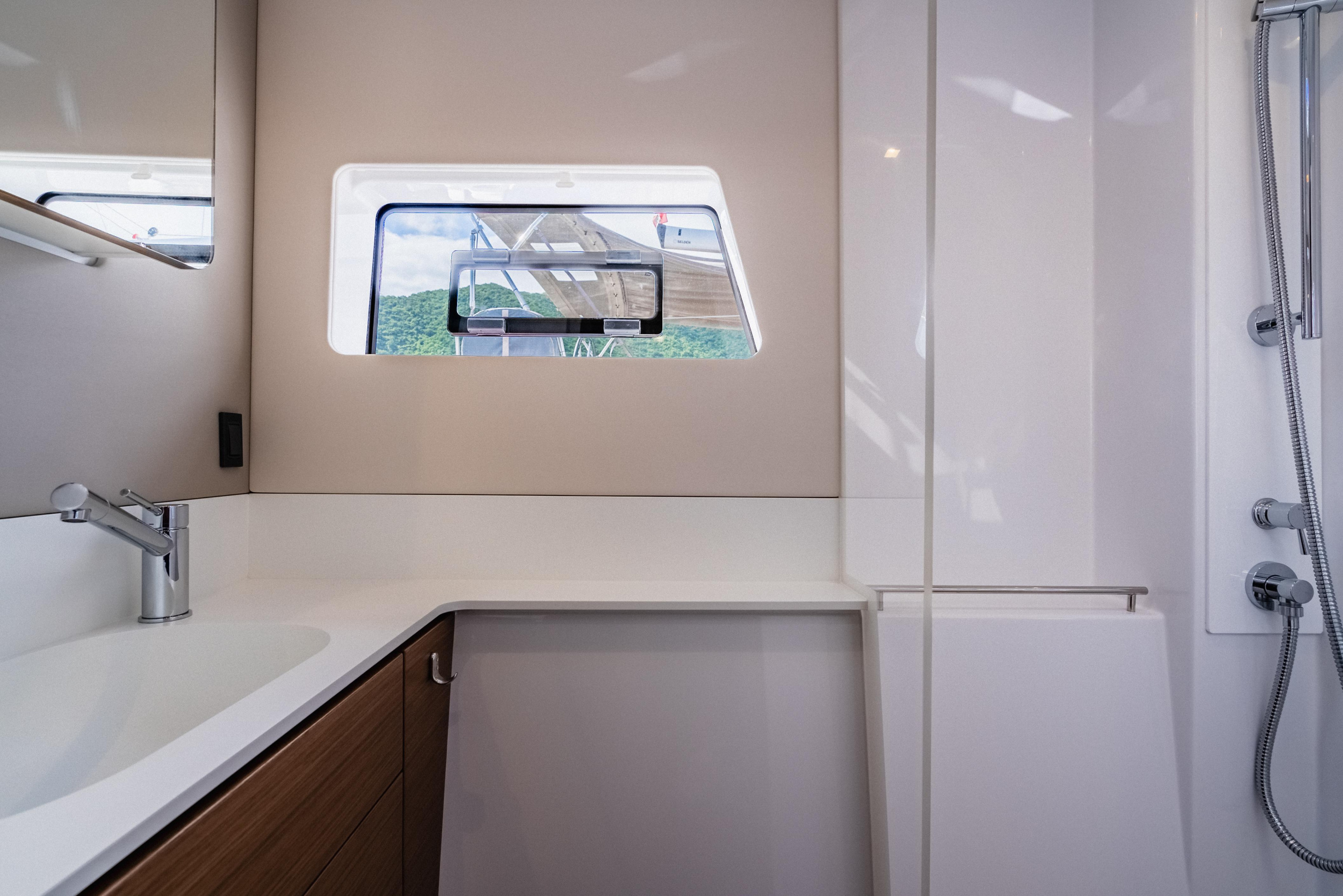 Photo #33 - Nautitech 44 Open (Carpe Diem) in Nanny Cay - 42805