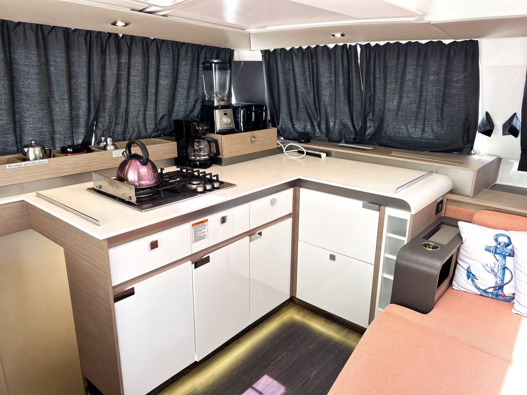 Photo #32 - Fountaine Pajot Elba 45 - 4 + 1 cab. (Detour) in Nanny Cay - 42807
