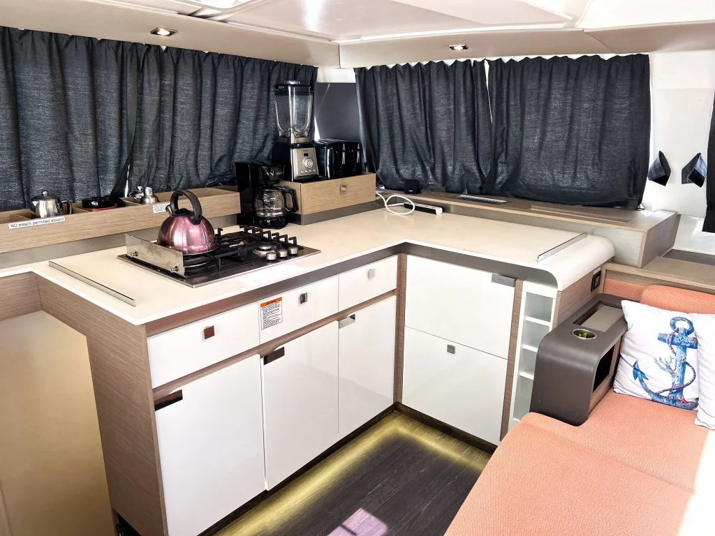 Fountaine Pajot Elba 45 - 4 + 1 cab. (Detour)  - 31