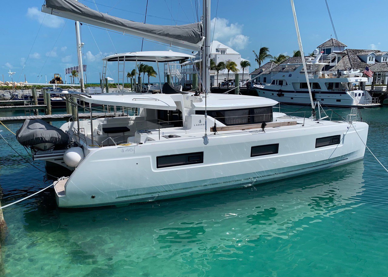Photo #4 - Lagoon 46 OW - 3 + 1 cab. (Clearlake III) in Nanny Cay - 42812