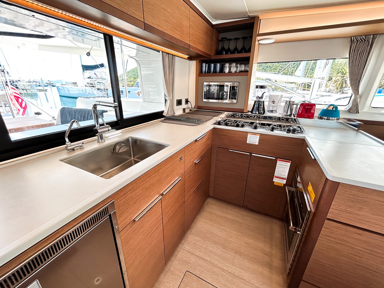 Photo #18 - Lagoon 46 OW - 3 + 1 cab. (Clearlake III) in Nanny Cay - 42812