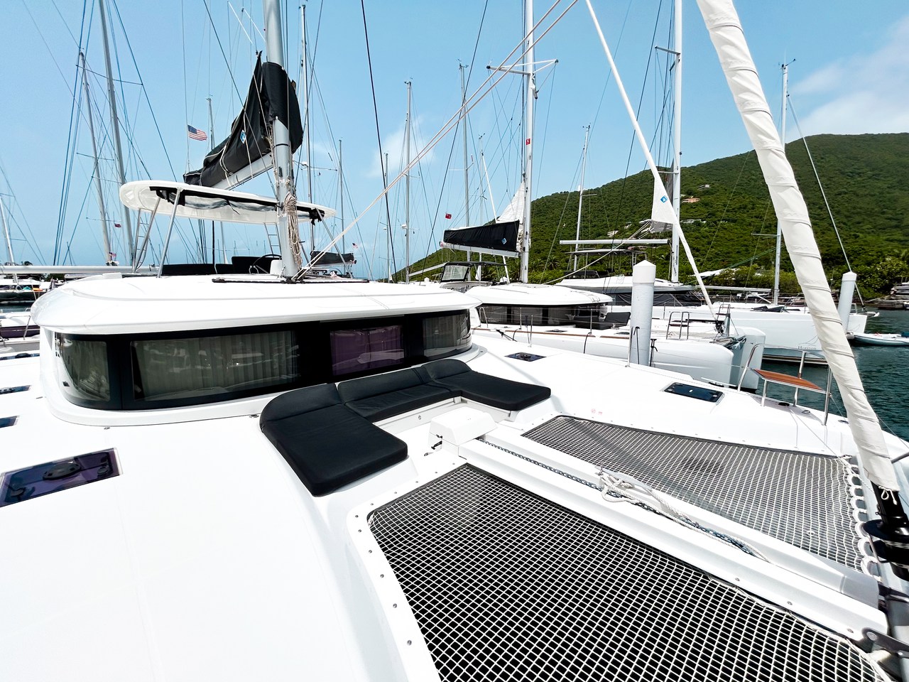 Photo #9 - Lagoon 46 - 4 + 1 cab. (Rope The Wind) in Nanny Cay - 42814