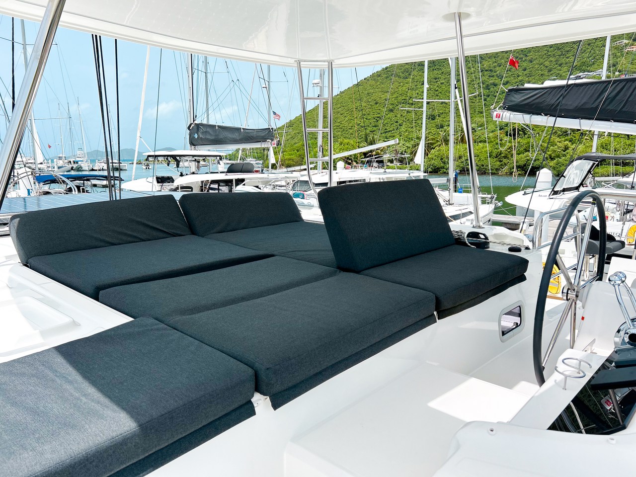 Photo #13 - Lagoon 46 - 4 + 1 cab. (Rope The Wind) in Nanny Cay - 42814