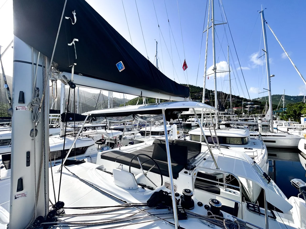 Lagoon 46 - 4 + 1 cab. (Southern Isle)  - 7