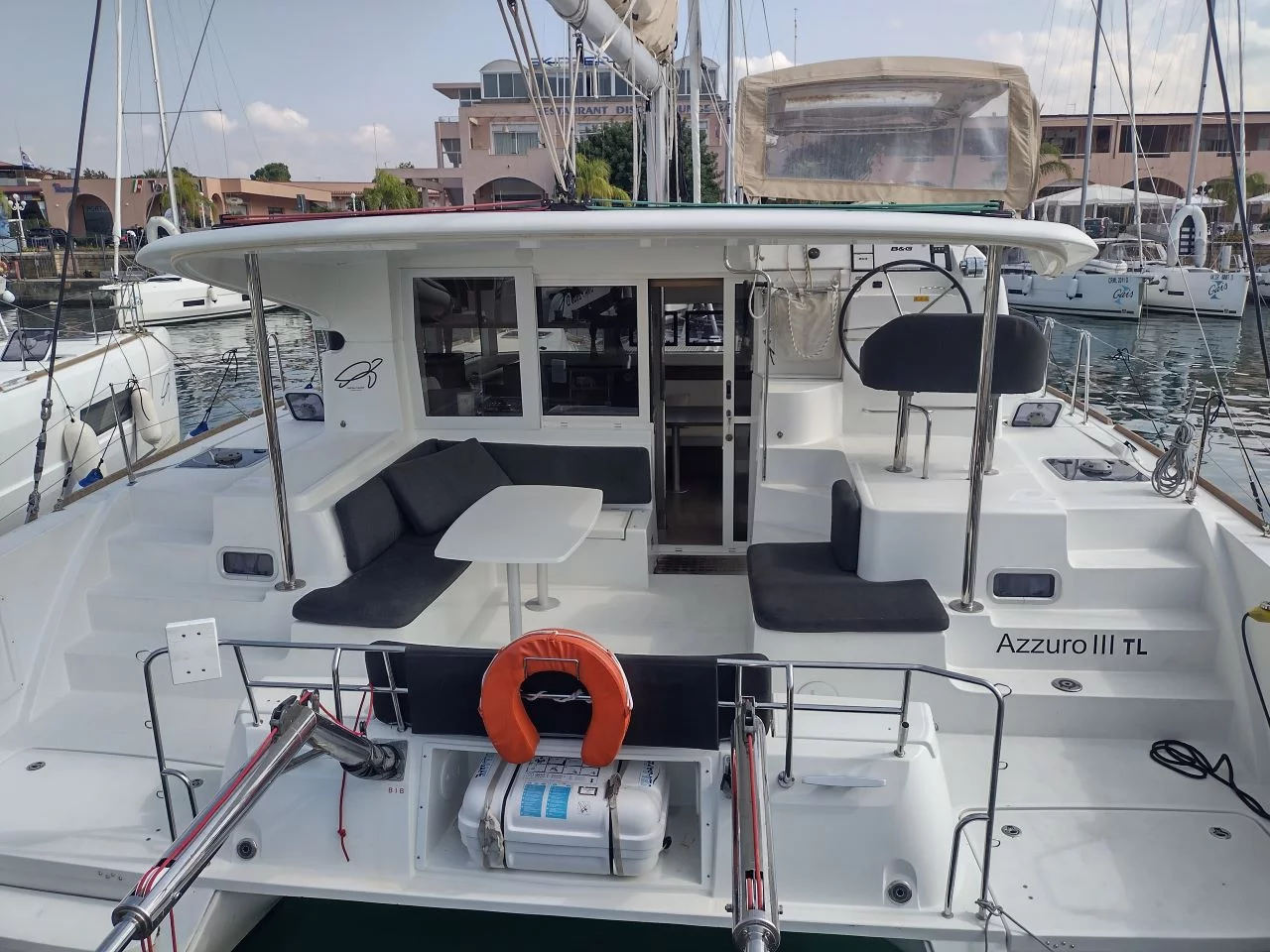 Lagoon 40 - 4 + 2 cab (AZZURO III_DB)  - 0
