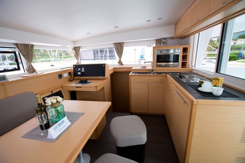 Photo #3 - Lagoon 40 - 4 cab. (PRESTIGE) en Corfú - 42906