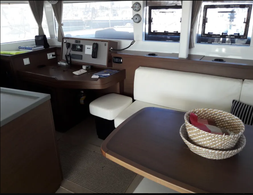 Photo #5 - Lagoon 450 F - 4 + 2 cab. (Solstice) en Athènes - 42909