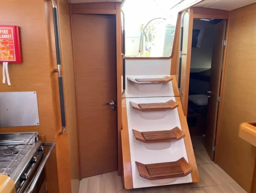 Sun Odyssey 469 (Electra)  - 11