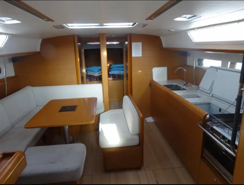 Sun Odyssey 469 (Electra)  - 12