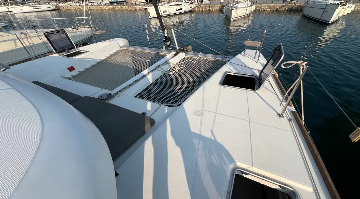 Lagoon 40 - 4 + 2 cab (Andromeda)  - 4