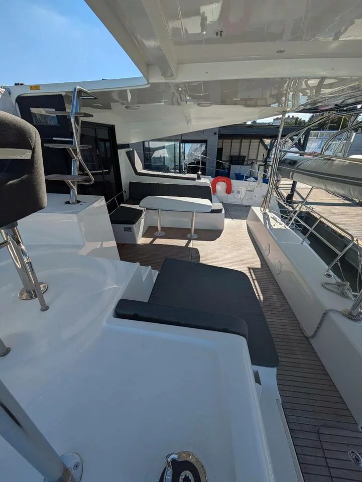 Lagoon 42 - 4 + 2 cab. (Petit Terre)  - 2