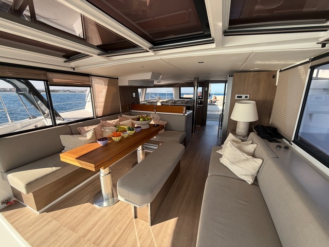 Photo #9 - Bali 4.6 - 4 + 1 cab. (Second Wind) in Paros - 42936