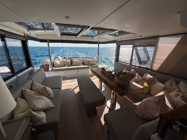 Photo #11 - Bali 4.6 - 4 + 1 cab. (Second Wind) in Paros - 42936