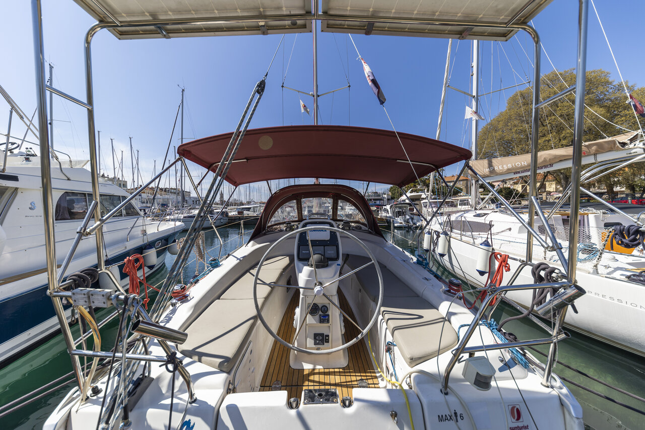 Photo #6 - Bavaria 34 Cruiser - 2 cab. (NinaNina) en Zadar - 42939
