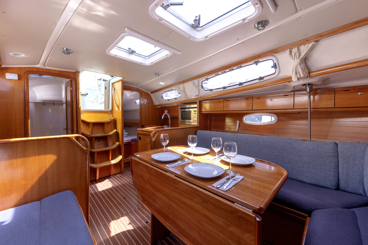 Photo #13 - Bavaria 34 Cruiser - 2 cab. (NinaNina) en Zadar - 42939