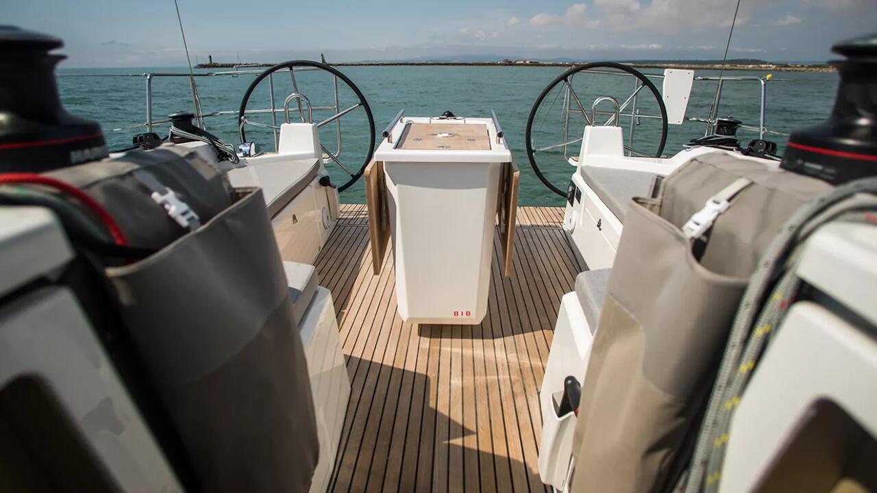Photo #7 - Oceanis 40.1 - 3 cab. (IslaBonita) in Pomer - 42949