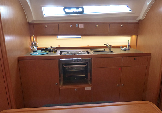 Photo #11 - Bavaria Cruiser 41 - 3 cab. (Nessuna distrazione) en Procida - 42971