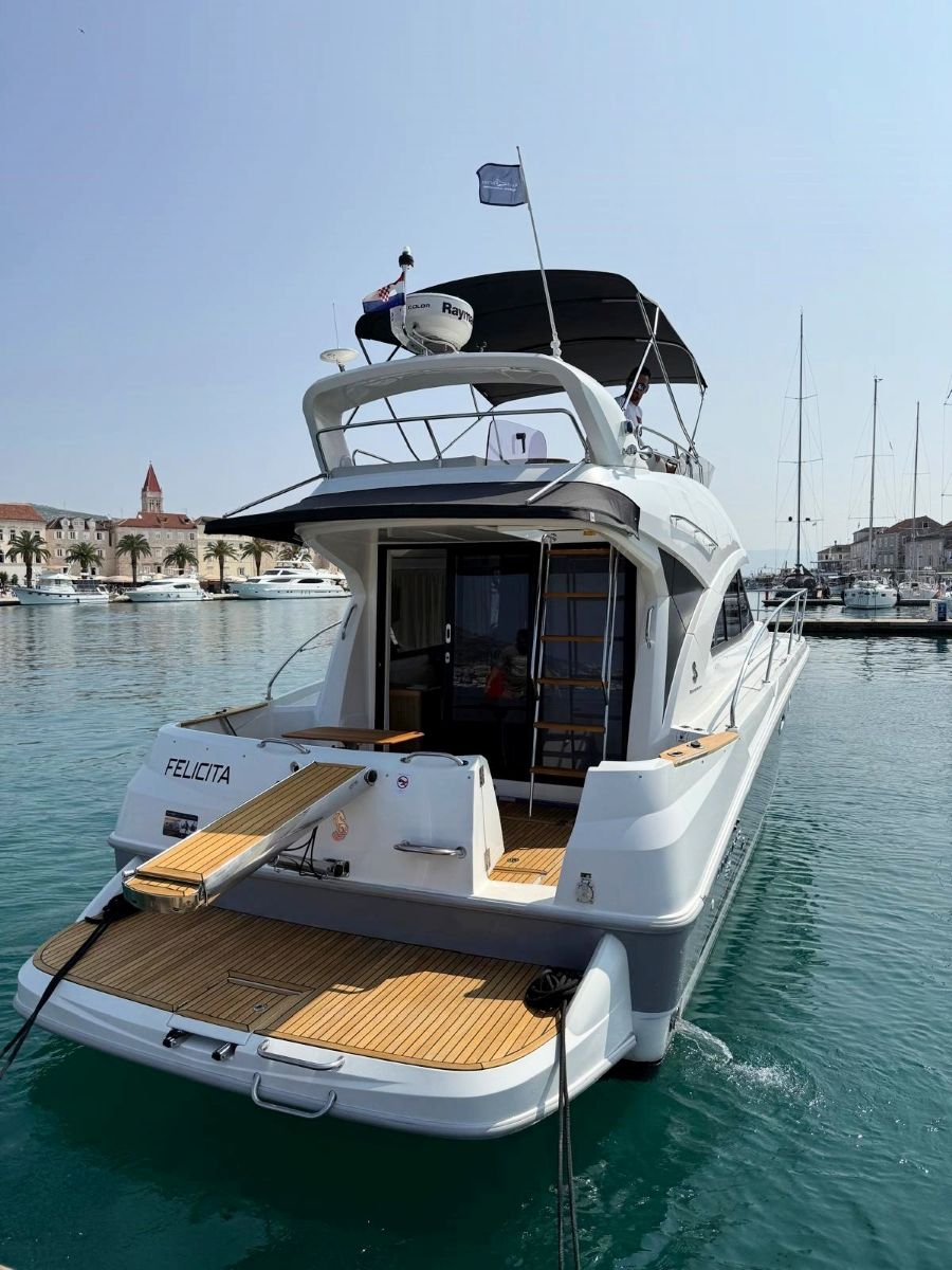 Photo #5 - Antares 36 (Antares 36) in Trogir - 42972