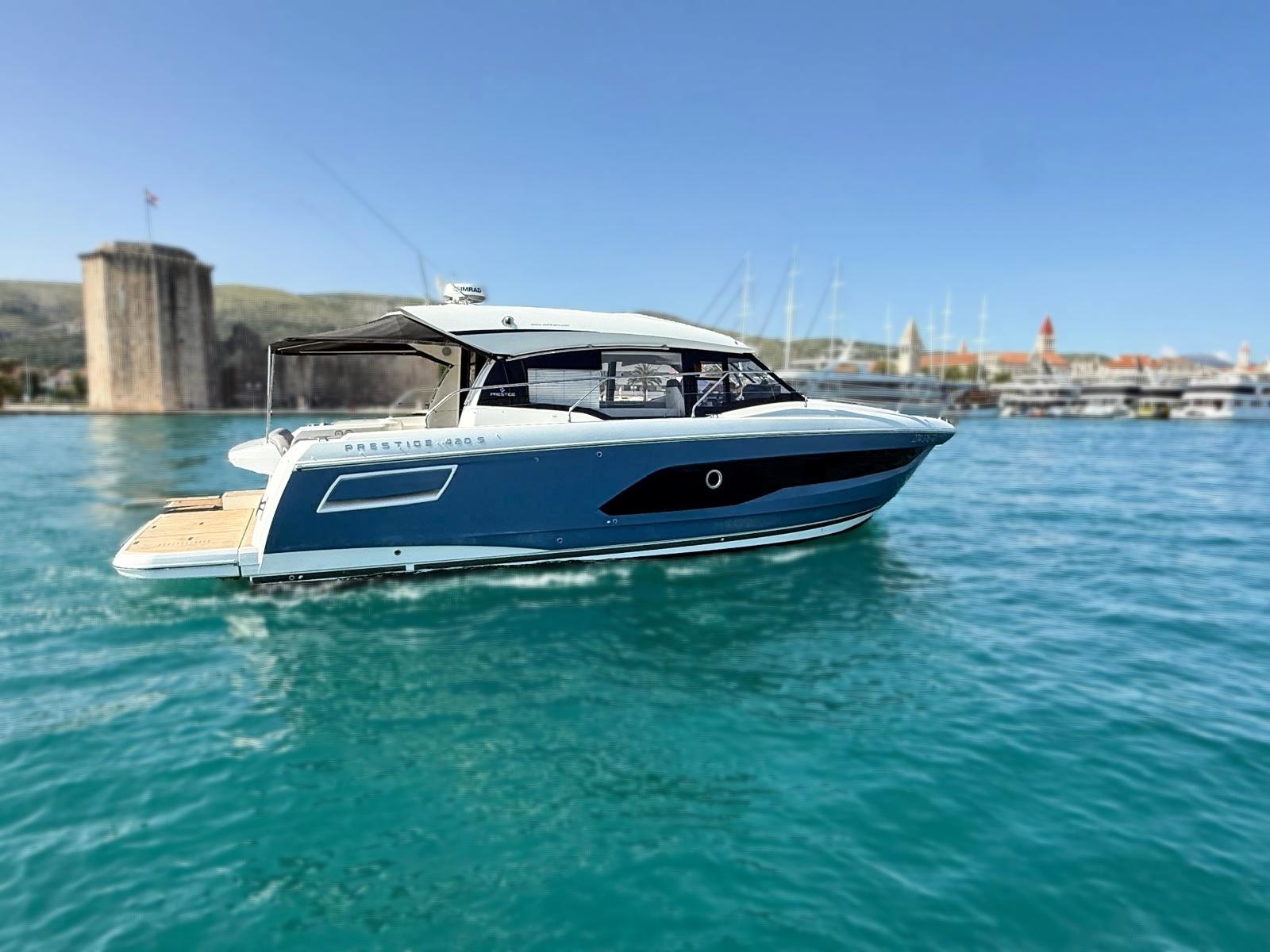 Photo #23 - Prestige 420S (Majabell II) in Trogir - 42973