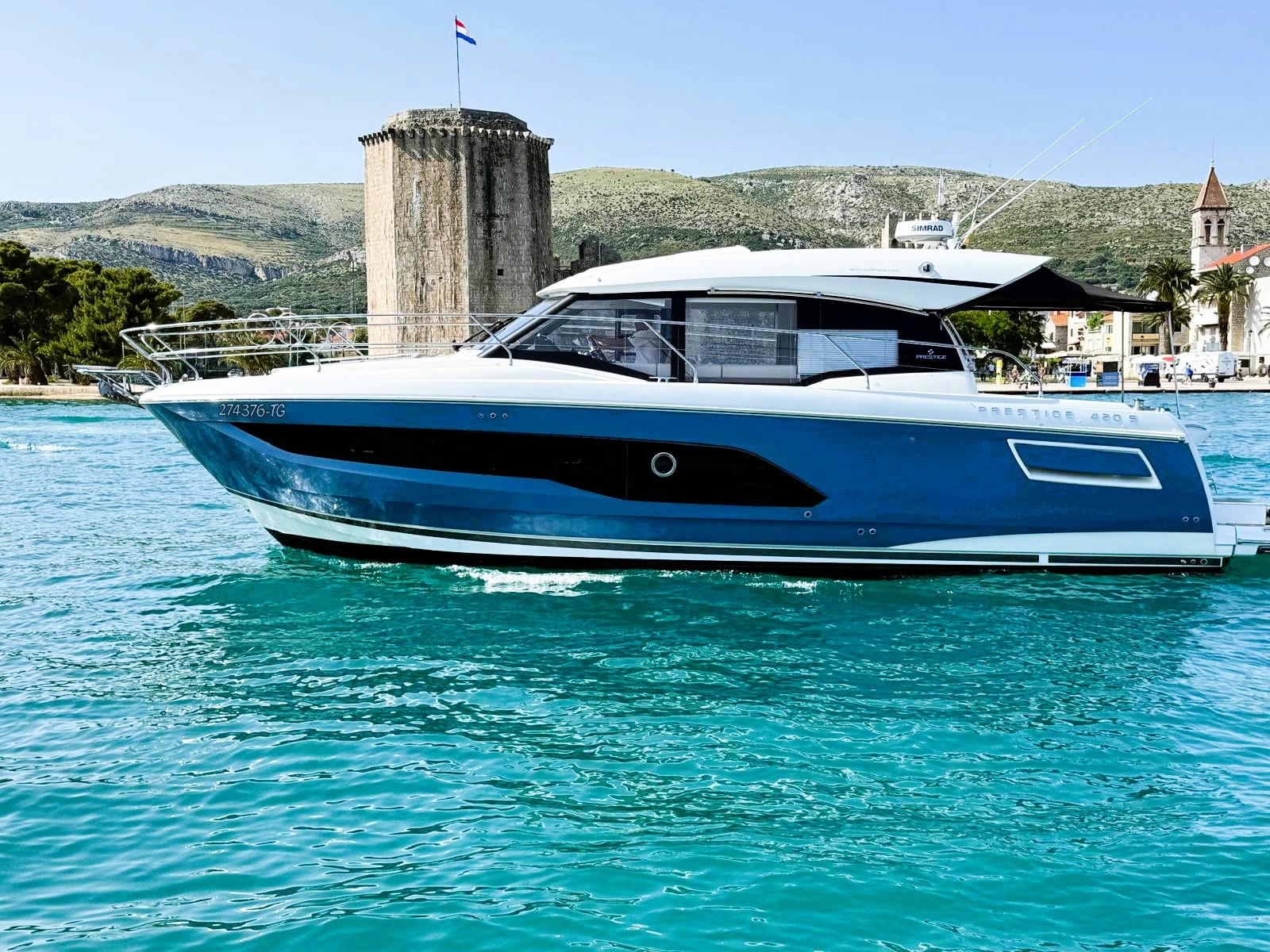 Photo #28 - Prestige 420S (Majabell II) in Trogir - 42973