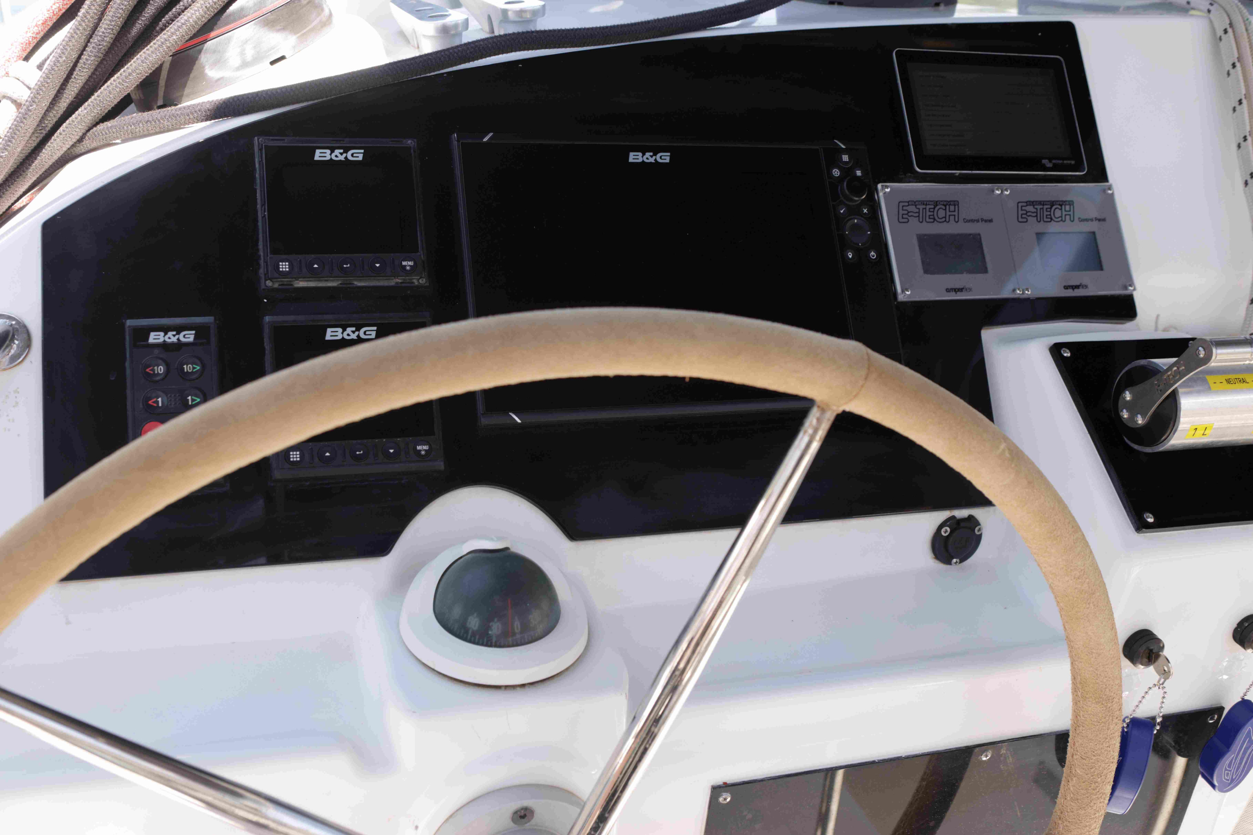 Photo #11 - Lagoon 400 S2 - 4 + 2 cab. (Independent I) in Krk - 43009