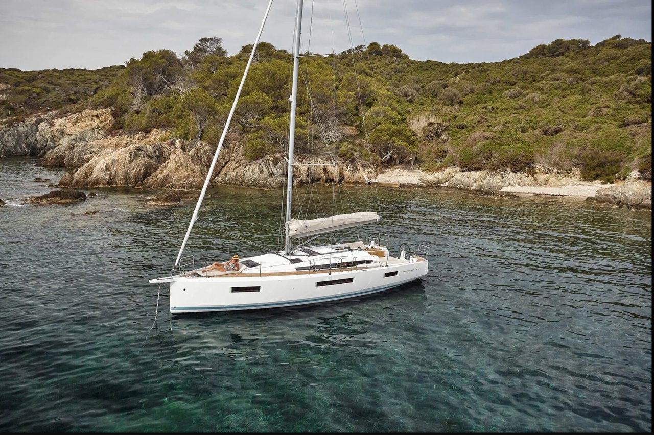Photo #1 - Sun Odyssey 440 (Karla) in Drage - 43012