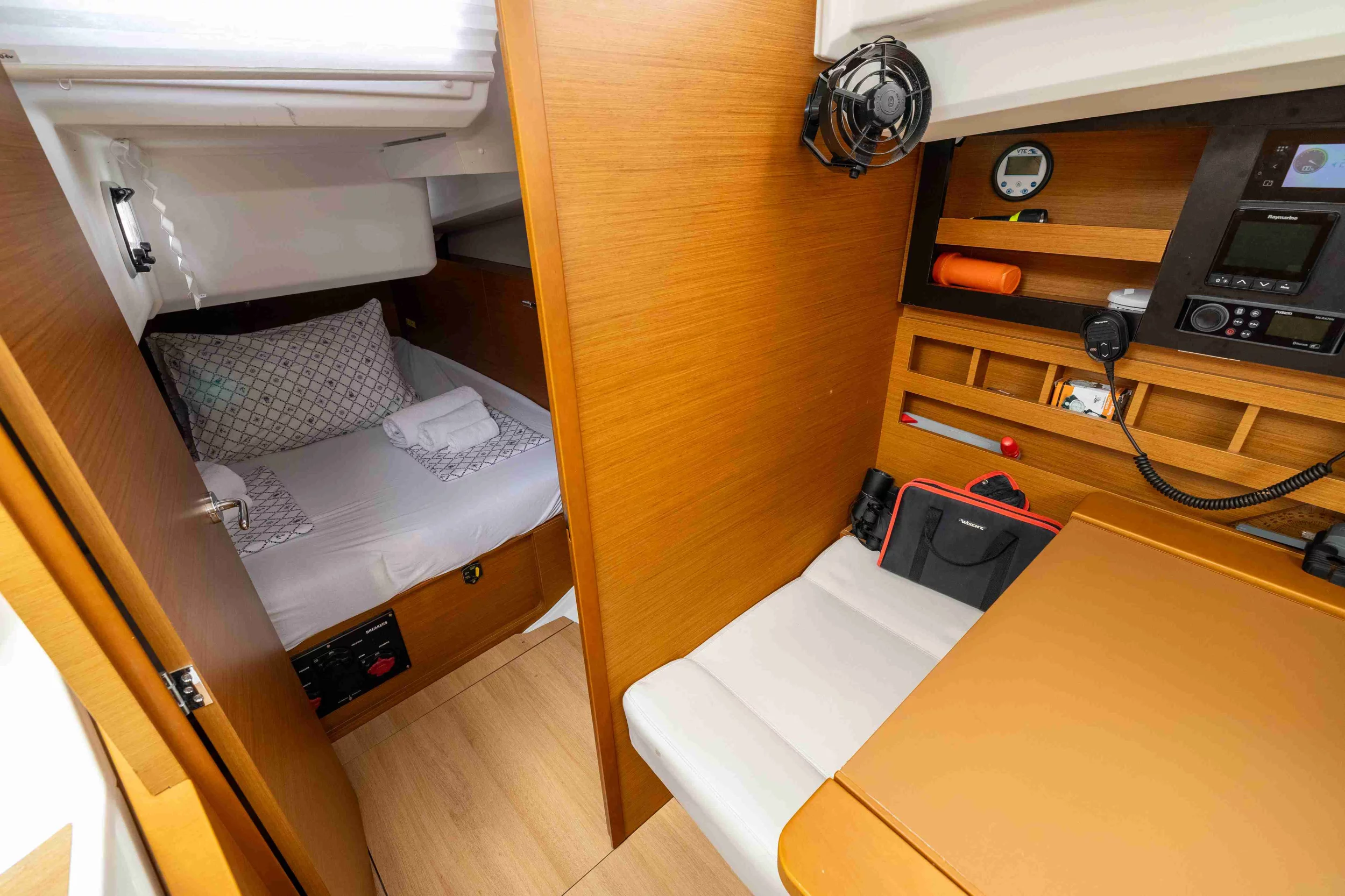 Sun Odyssey 440 (Karla)  - 10