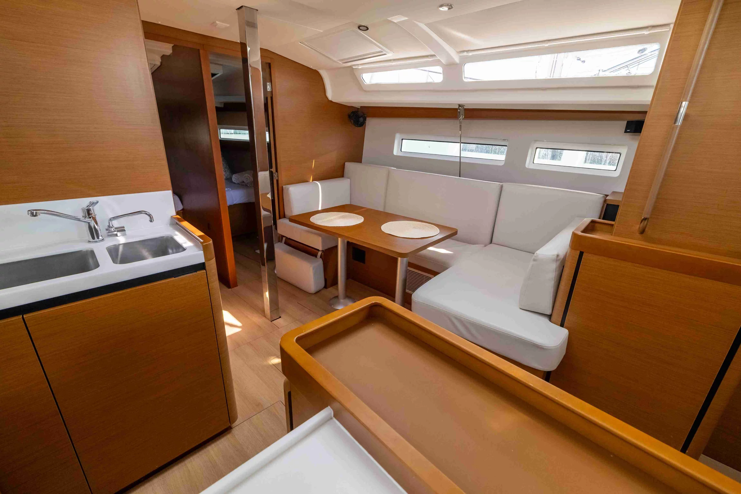 Sun Odyssey 440 (Karla)  - 13