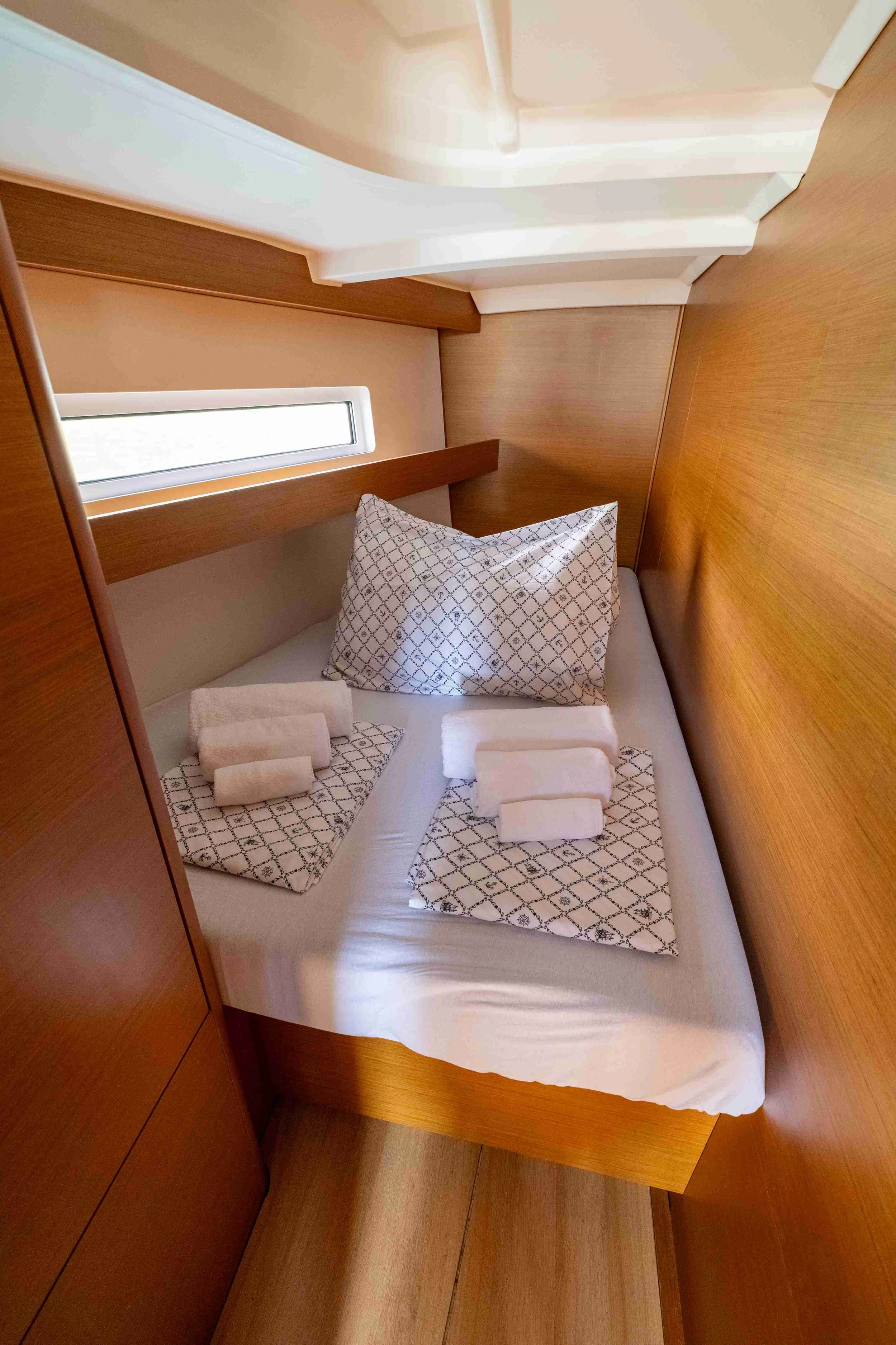 Sun Odyssey 440 (Karla)  - 14