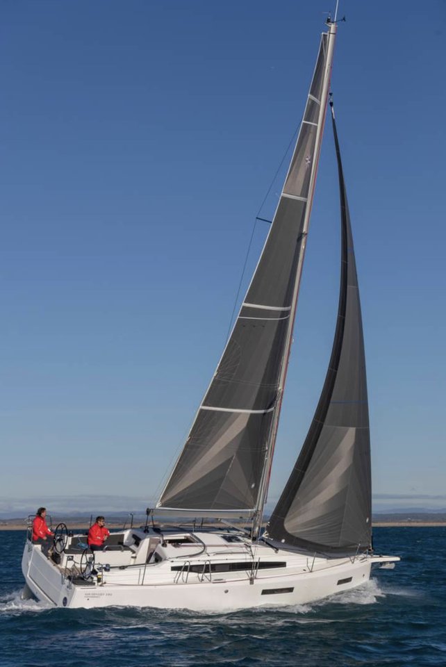 Photo #1 - Sun Odyssey 380 (Vida) en Drage - 43014