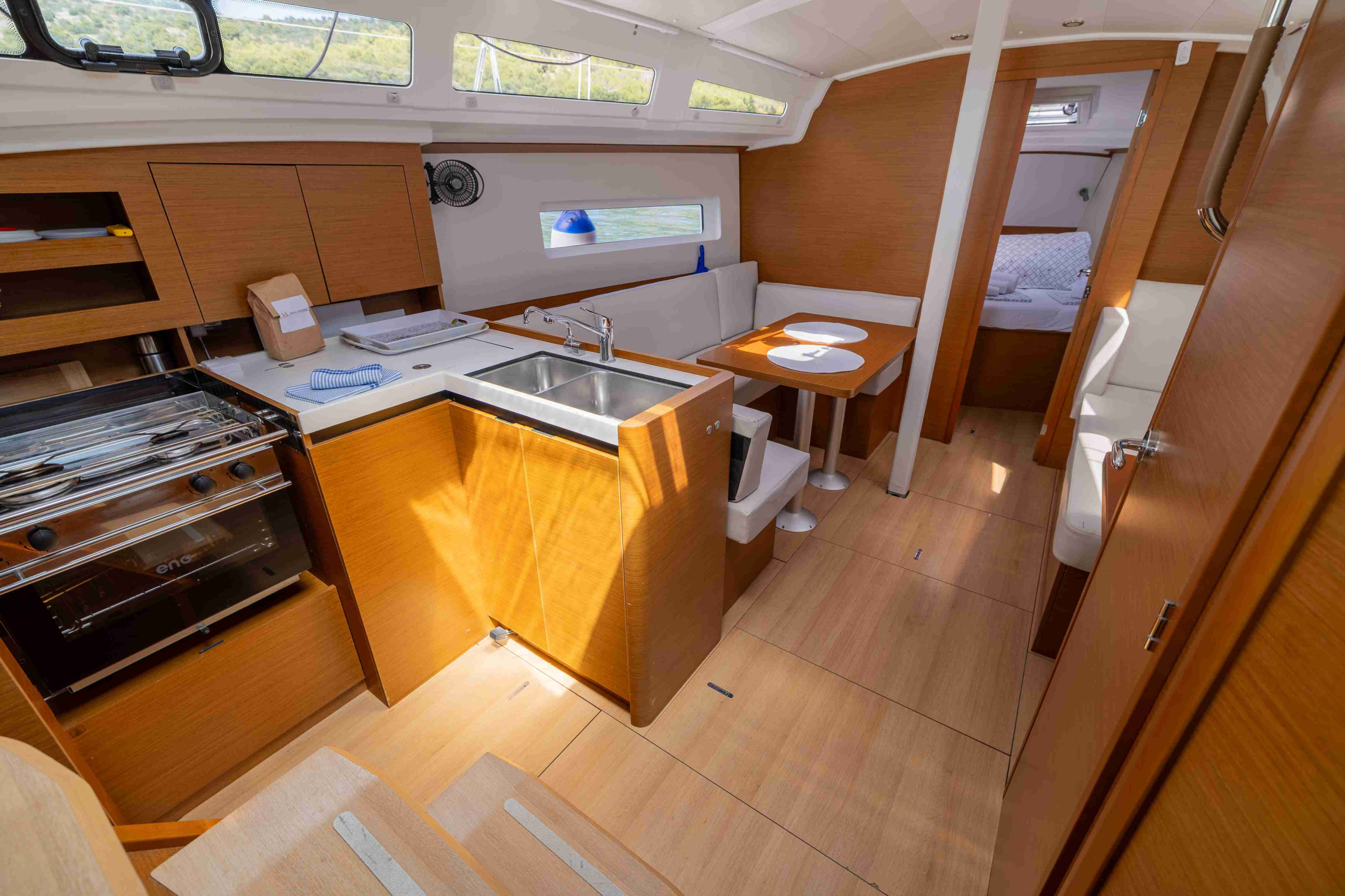 Photo #8 - Sun Odyssey 380 (Vida) en Drage - 43014