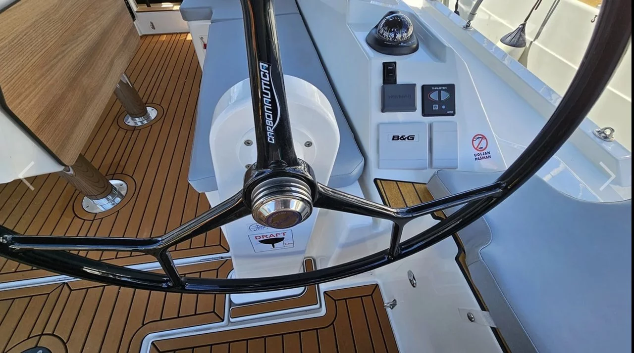 Bavaria C38 (Euphoria)  - 3