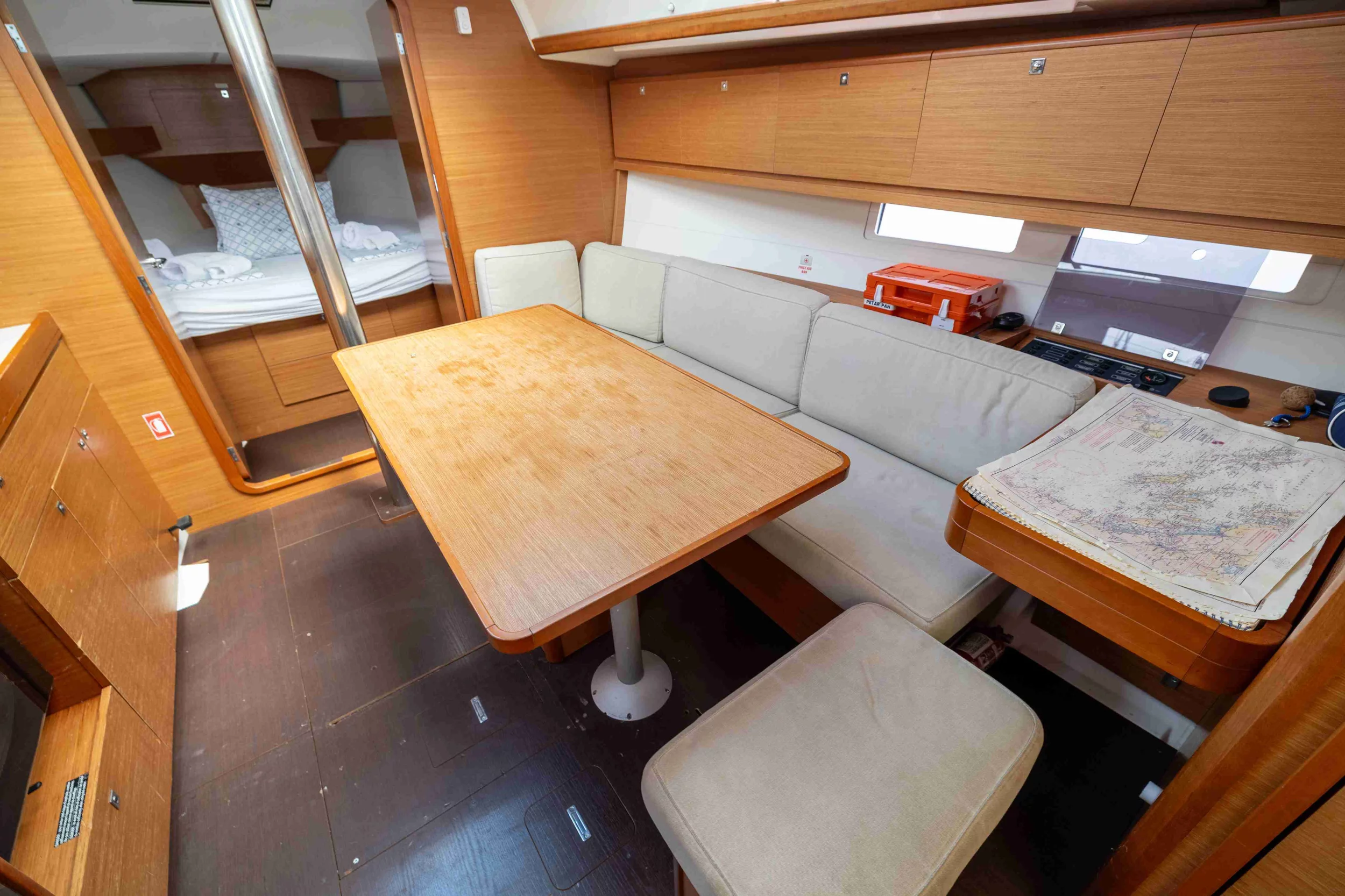 Dufour 382 GL (Petar Pan)  - 7