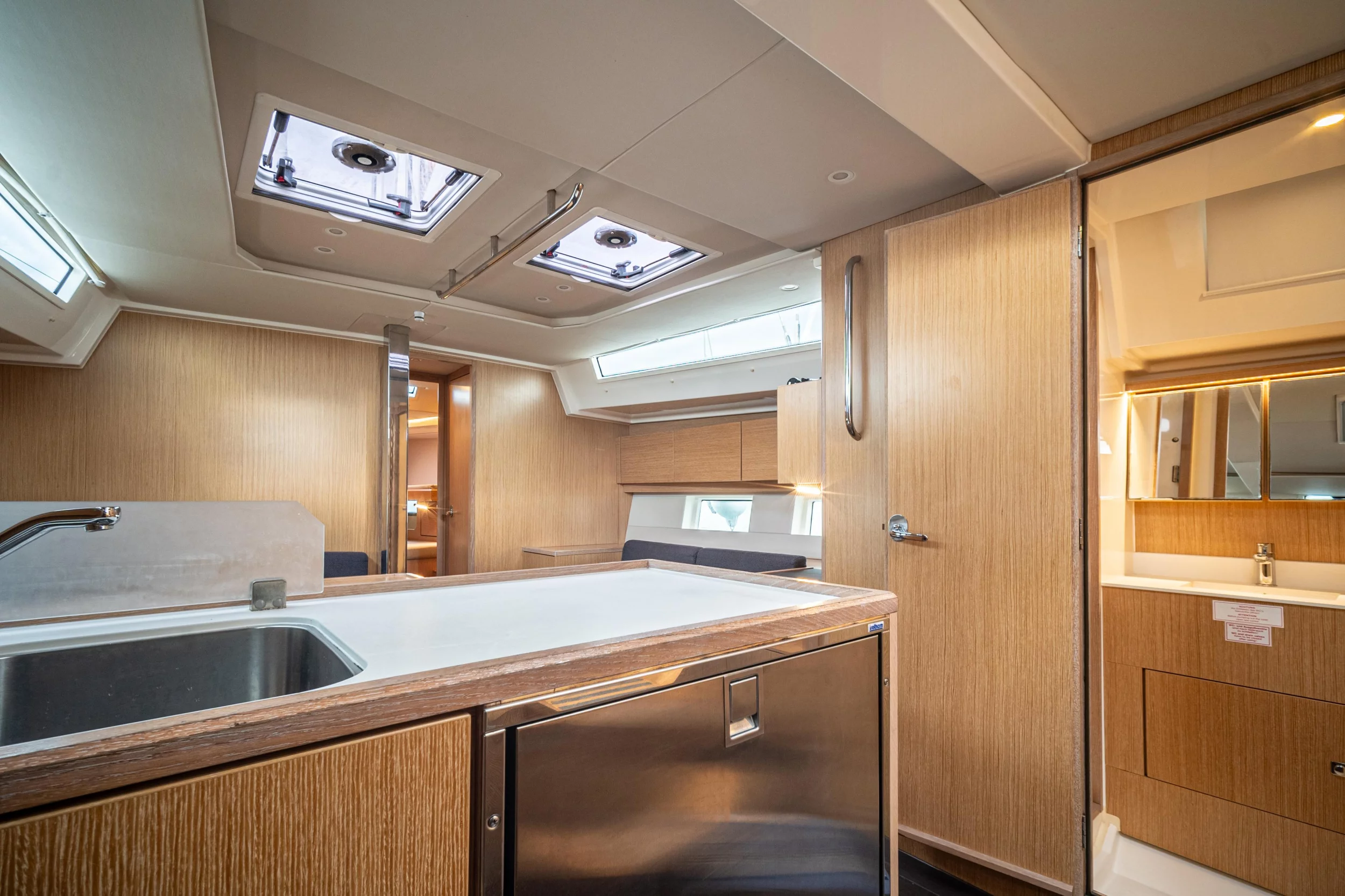 Bavaria C45 - 4 cab. (Silver III)  - 2