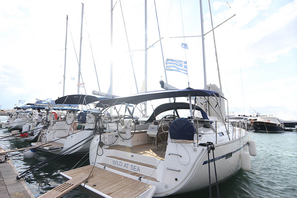 Photo #7 - Bavaria Cruiser 51 - 4 cab (Wild at sea) in Elliniko - 43084