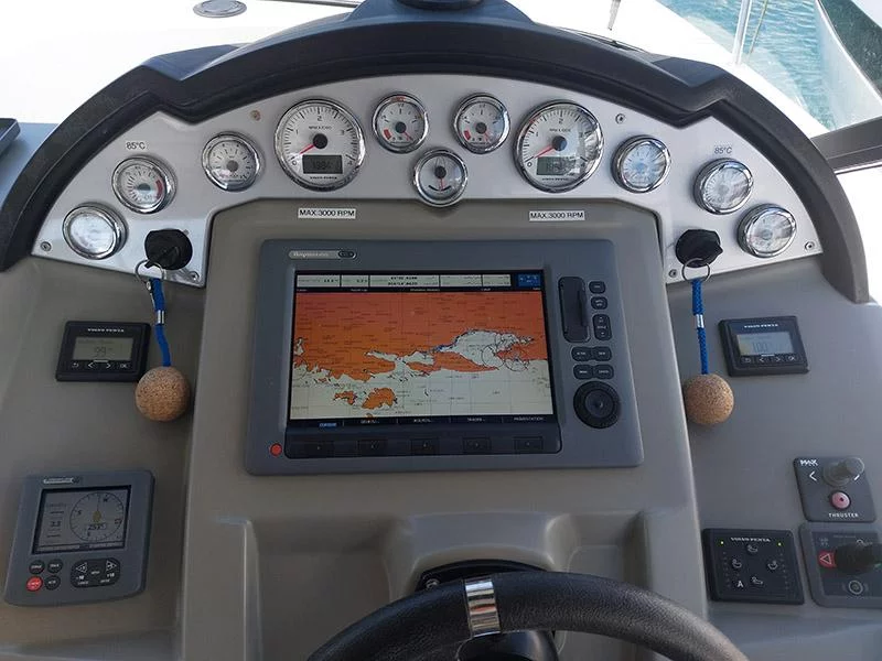Beneteau Antares 42 Fly (Santin)  - 13