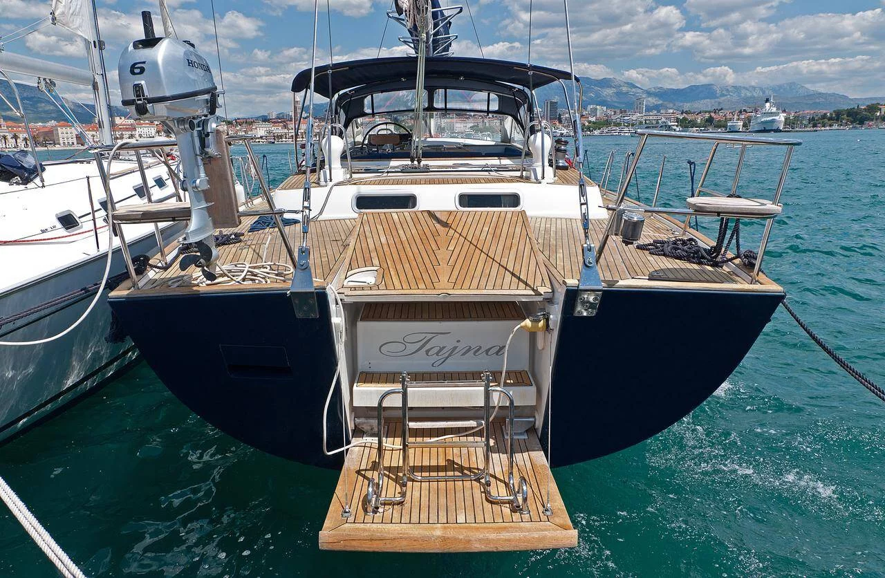 Beneteau 57 - 3 + 1 cab. (Tajna)  - 2