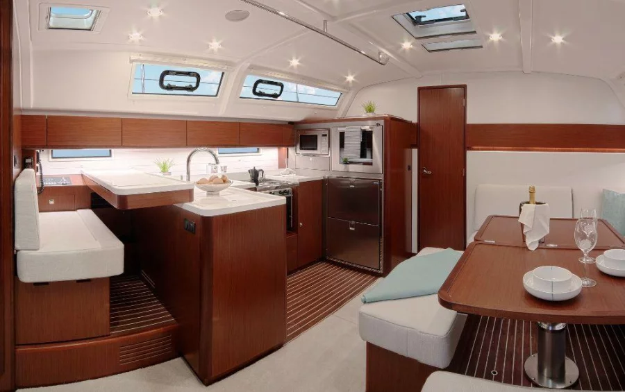 Bavaria Cruiser 51 (Adria Star)  - 11
