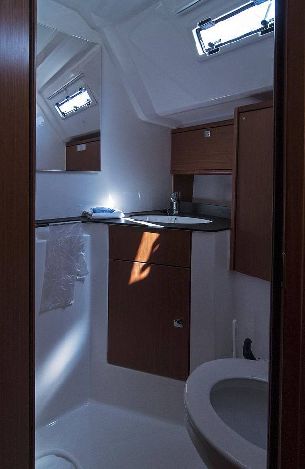 Photo #11 - Bavaria Cruiser 46 - 4 cab. (Adria Kristina) in Split - 43121